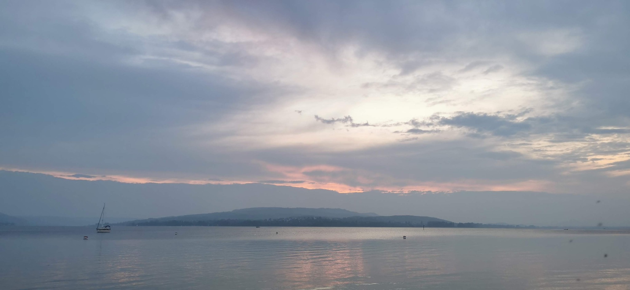 Bodensee im sanften Abendlicht